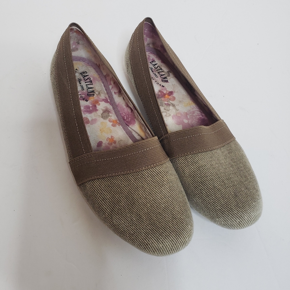 Eastland Seren taupe slip on canvas loafer